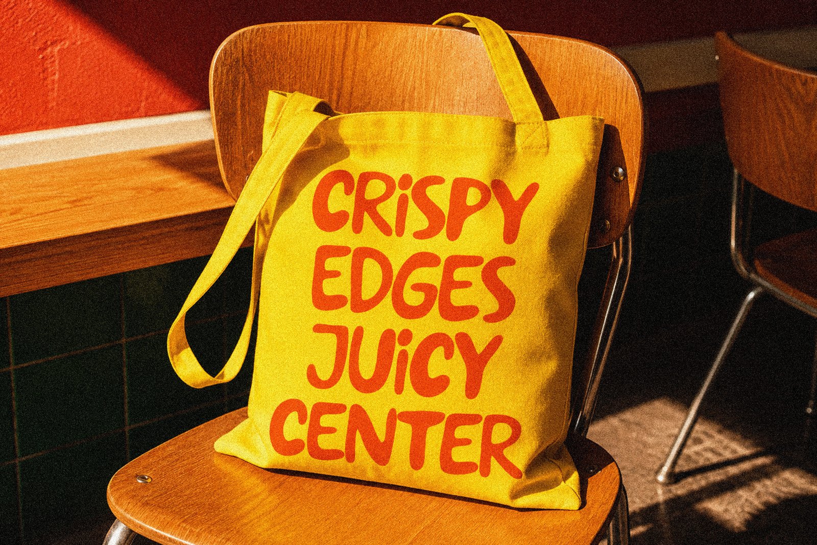 Jellymo - Playful Chunky Display Font